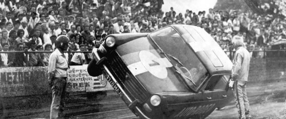 A gépkocsinyeremény betétkönyv népszerűsége – kár, hogy a nyertest nem értesítik még ha kéri sem