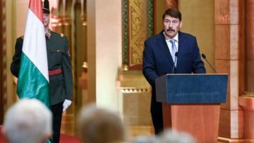 A nemzeti ünnepen az állam is jutalmazott- kitüntettek