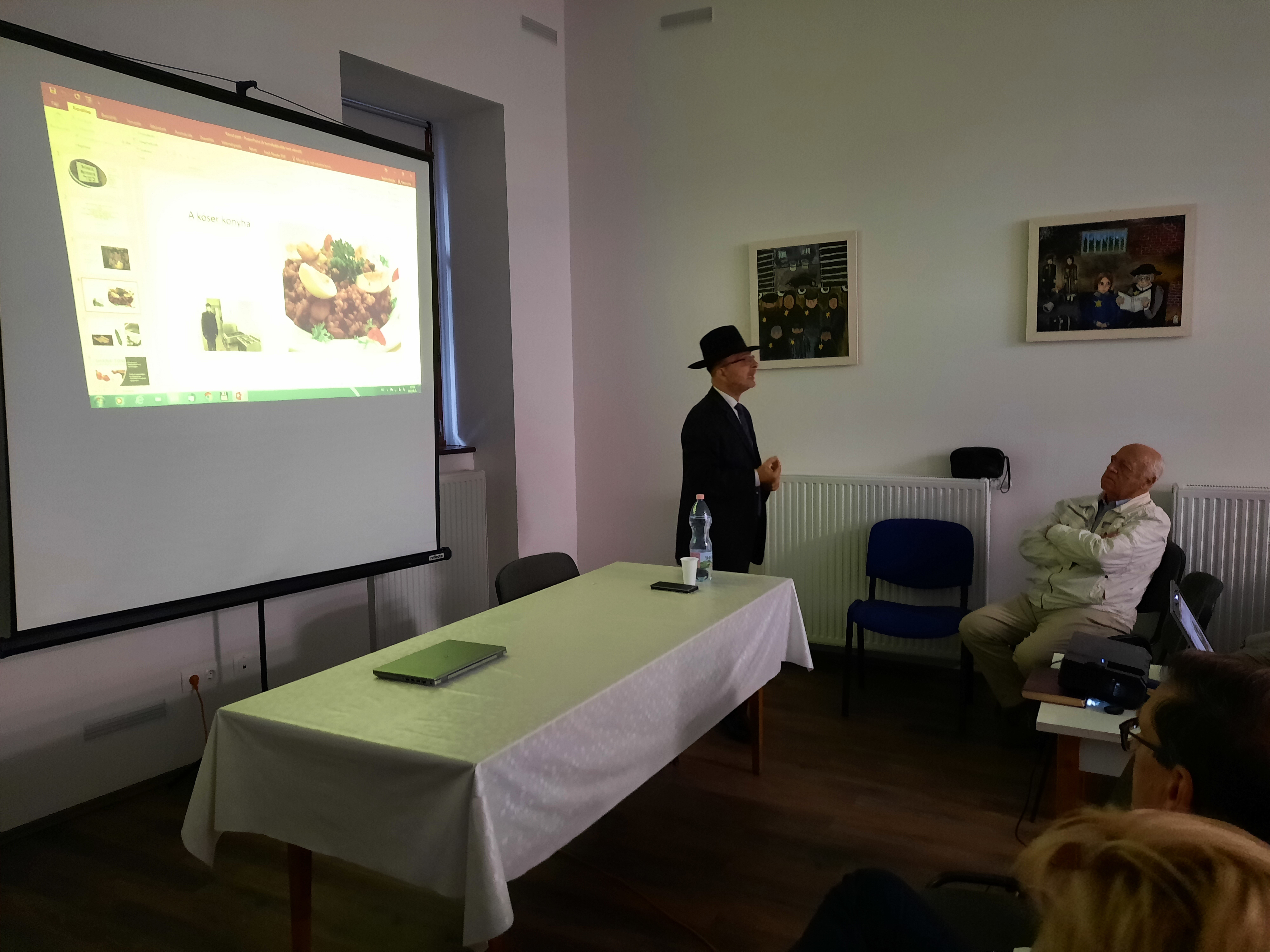 Teltházas előadás – Markovics Zsolt főrabbi a kóserság és a zsidóság törvényeiről beszélt – ez volt a múzeum baráti körének első rendezvénye