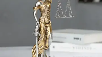 Ni csak,ki beszél – mégsem volt bírói függetlenség – most eladó a becsület vagy mégsem  – kik nem merték aláírni?