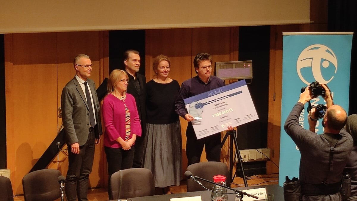 A 444 újságírója kapta a Transparency–Soma Díjat