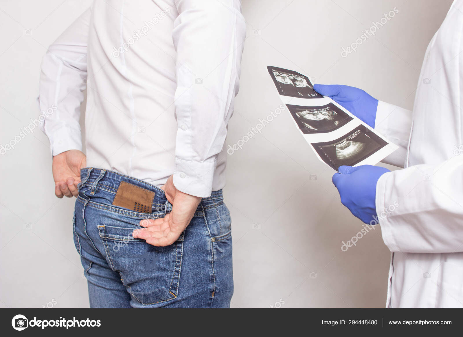 Mi a normális PSA-szint életkor szerint? Ezt jelzik a csillagos eltérések a leleten – mikor félpucéran  rákönyökölsz a vizsgáló asztalra