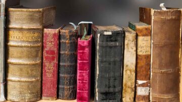 Régi könyvek, térképek, kéziratok vásárlása, értékbecslése és árverezése