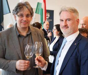 Közel a megoldás a fitoplazma elleni küzdelemben – Borászati csúcstalálkozó a Tokaj-Hegyalja Egyetemen