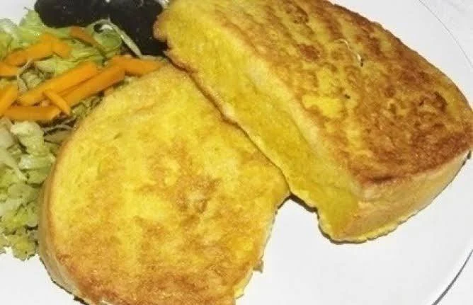 A tökéletes bundáskenyér titka: adjunk egy filléres port a tojáshoz!