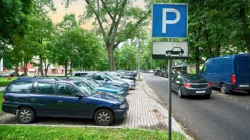 Hátrafelé parkolsz? A pszichológia szerint ez sokat elárul a személyiségedről és a sikerhez való hozzáállásodról