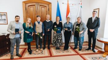 Karácsony Gergely újságírókat tüntetett ki – a Szabad Európa és D. Tóth Kriszta is a díjazottak között