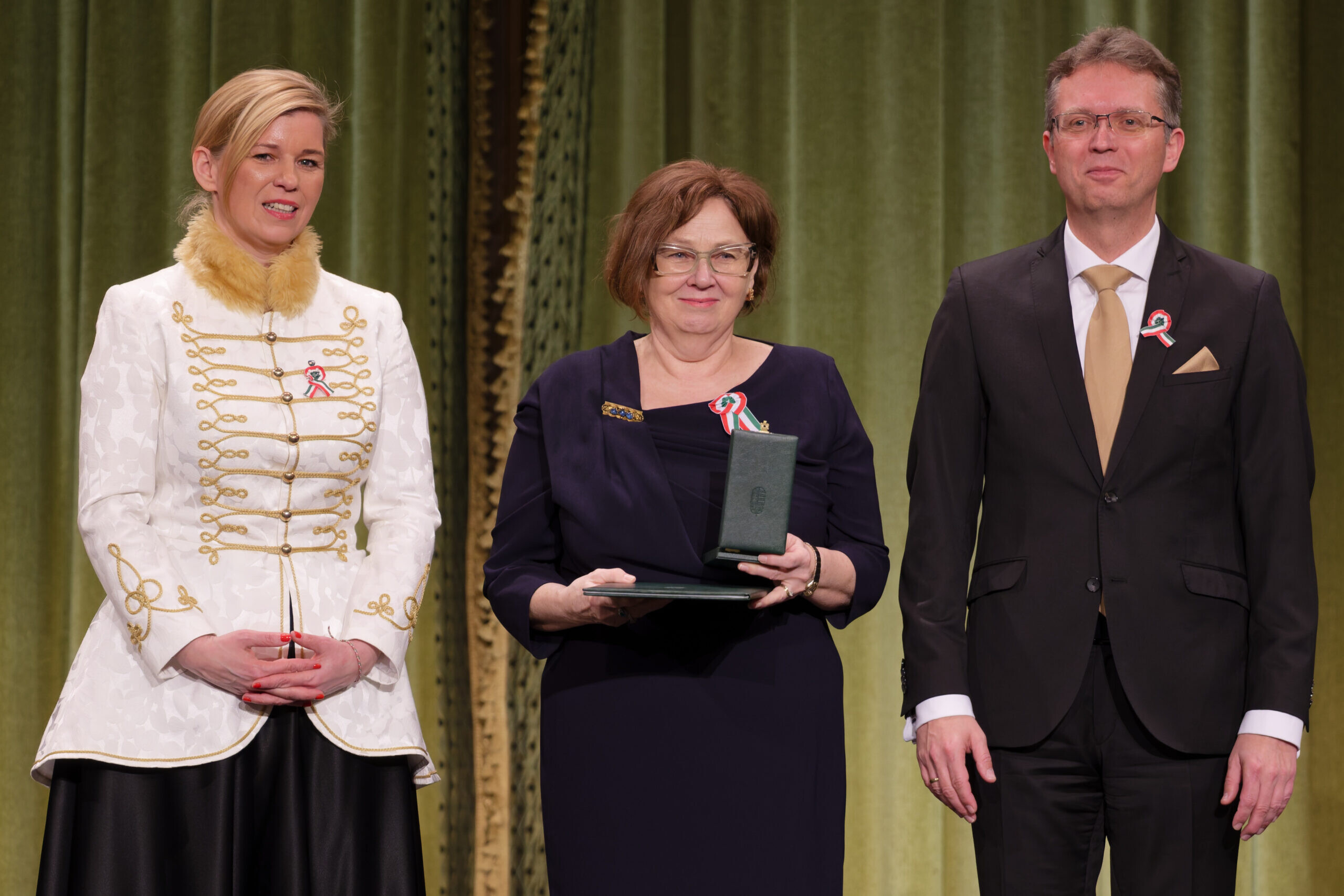 Daganatos betegekért dolgozók állami kitüntetései