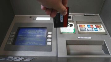 Lenyelte az Erste automata a bankkártyámat -kitéríti meg a káromat – számomra nagyon kockázatos ez az utcasarok