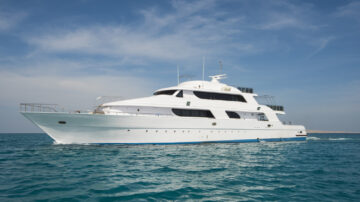 Váratlan húzás az ultragazdagoktól, bombabiztos helyre menekítették a pénzüket a kockázatok elől