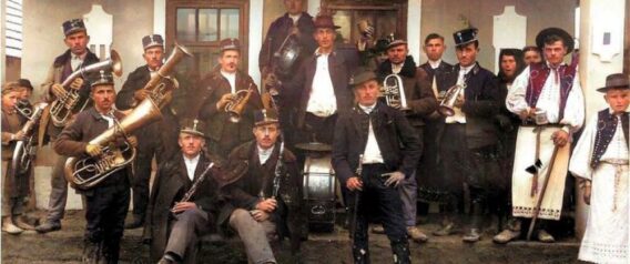 Rezes banda bilincsben  – a címkép csak illusztráció