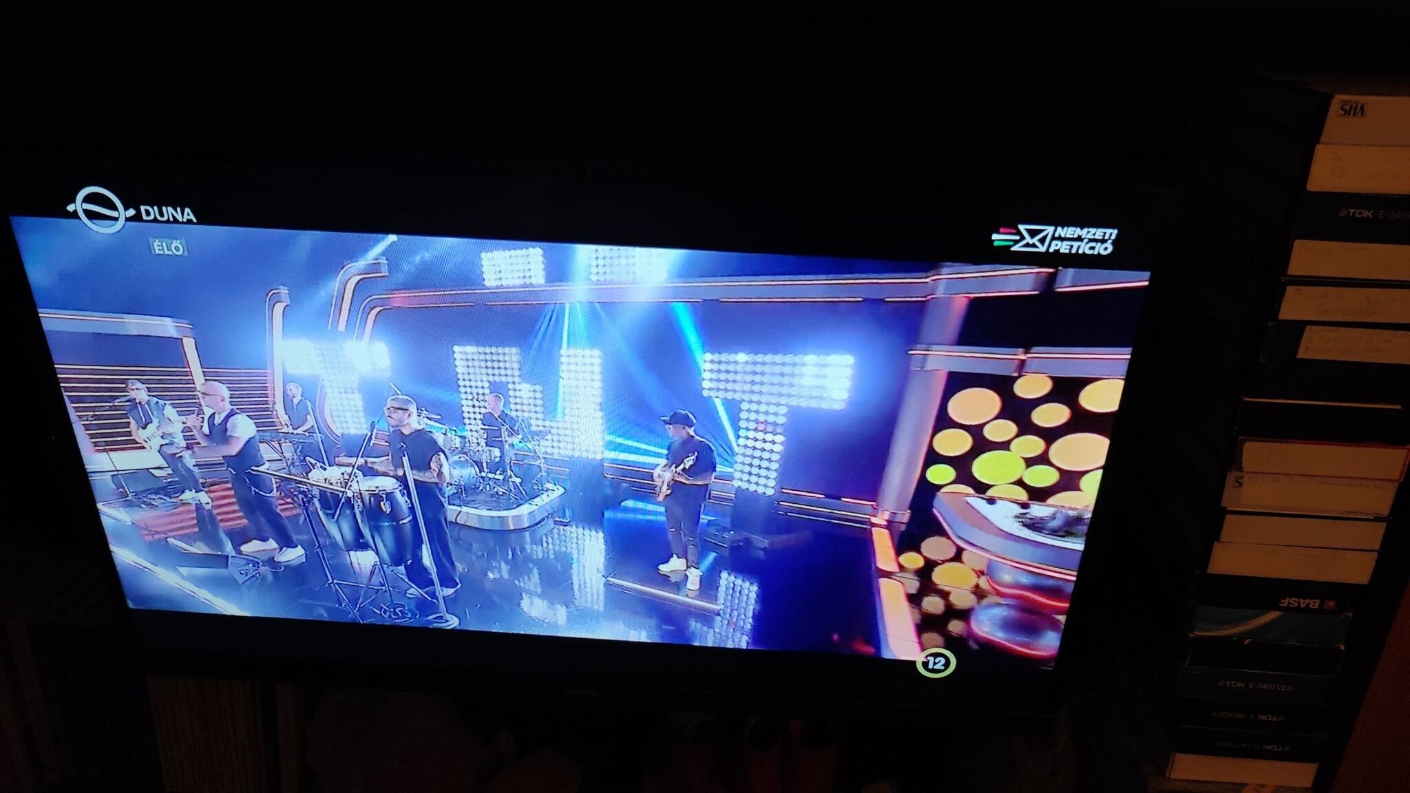 Elmarasztalta a Nemzeti Konzultáció miatt az állami médiát a Médiatanács  – lapunk fordult a hatósághoz a jogsértések miatt