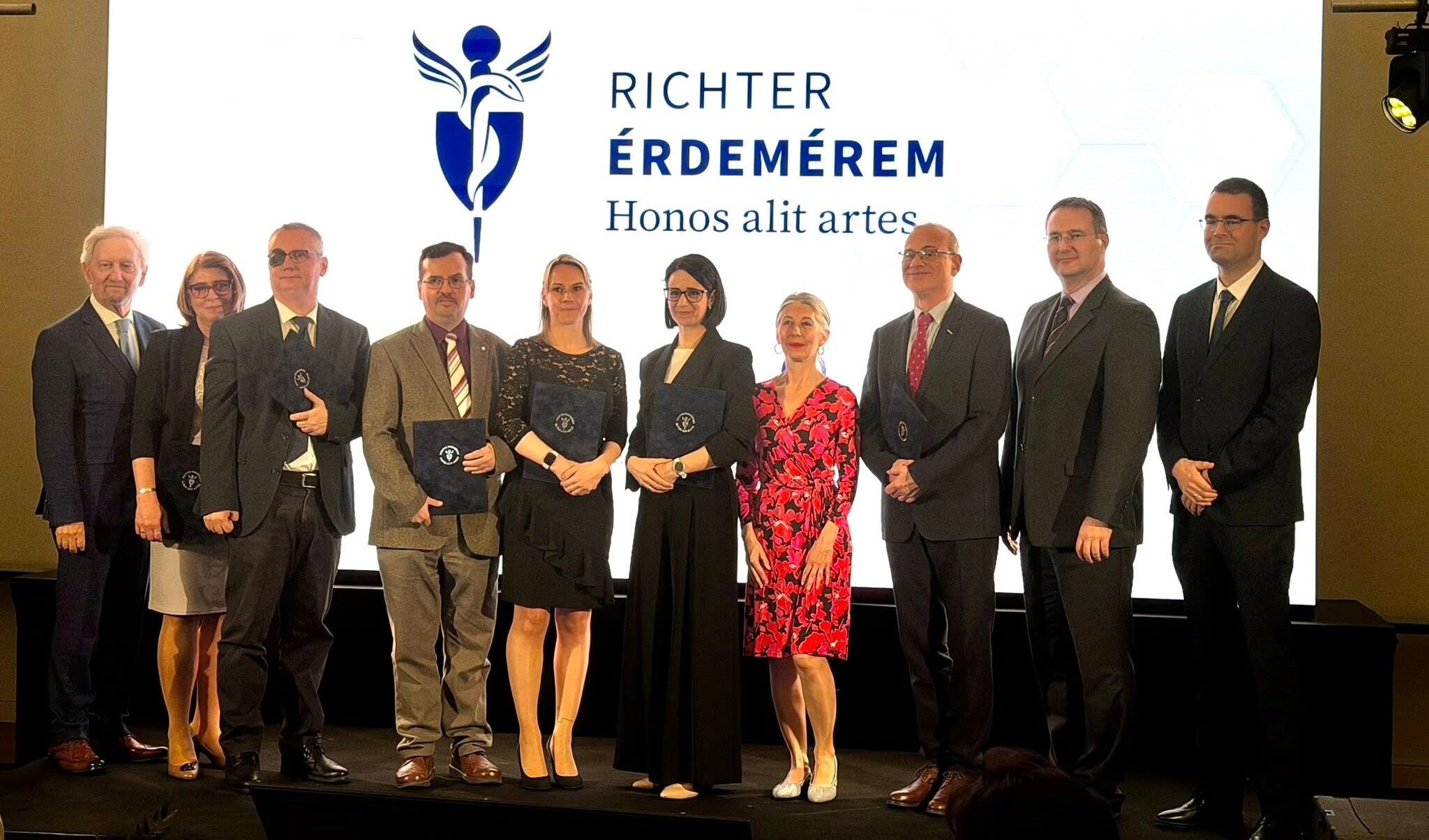 Elismerés a hiteles betegtájékoztatásért: dr. Bodoky György, a Rákgyógyítás.hu alapítója