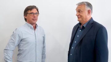 Hont András elmondta, miért nem frissül az Ötmédia és tűnt el Ceglédi Zoltán Facebook-oldala is