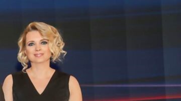 Pezsgővel ünneplik Szalai Vivien elbocsátását a TV2 munkatársai