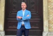 Magyar Péter reagált Mészáros Lőrincnek a TV2 ügyében: készüljön a Nemzeti Vagyonvisszaszerzési Védelmi Hivatalnál meghallgatásokra!
