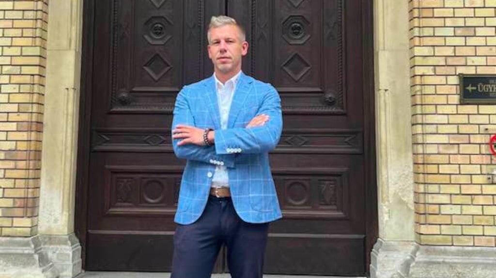 Magyar Péter reagált Mészáros Lőrincnek a TV2 ügyében: készüljön a Nemzeti Vagyonvisszaszerzési Védelmi Hivatalnál meghallgatásokra!