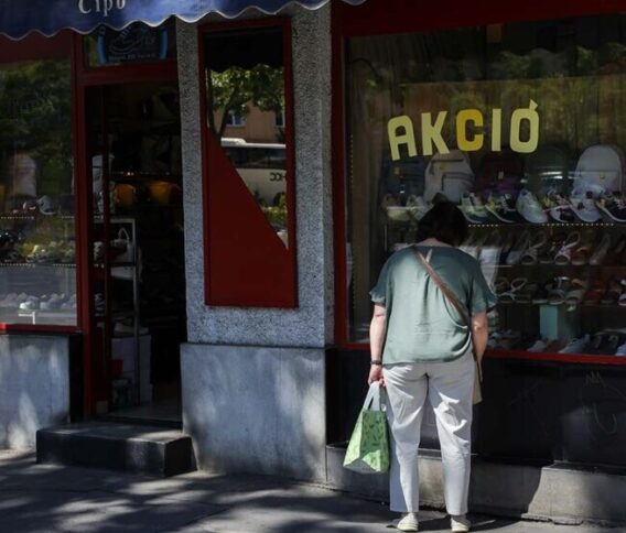 Vissza nem térítendő támogatások nyugdíjasoknak 2026-ban: sokan nem tudnak róluk, pedig megéri kihasználni