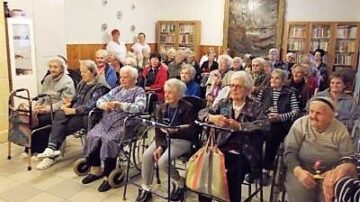 Választási megfigyelőket a szociális intézményekbe – hogyan akadályozzuk meg az idős emberek befolyásolását – legalább 600 voks a tét