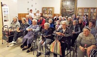 Választási megfigyelőket a szociális intézményekbe – hogyan akadályozzuk meg az idős emberek befolyásolását – legalább 600 voks a tét