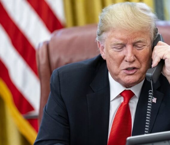 Trump börtönnel fenyegeti az újságírókat, ha nem adják ki az informátoraikat