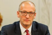 Magyar Péter kormánya megkezdi a közmédia teljes körű átvilágítását