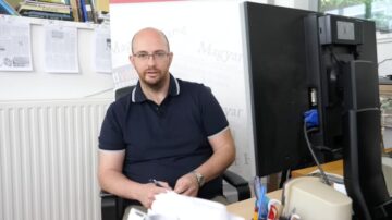 Magyar Péter elnézést kért a Magyar Hangtól – a főszerkesztő megköszönte a gesztust