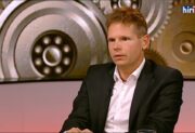 Feljelentést tett Mártha Imre, mert szerinte a köztársasági elnöki rezidencia kertjéből figyelhette meg őt a Ripost