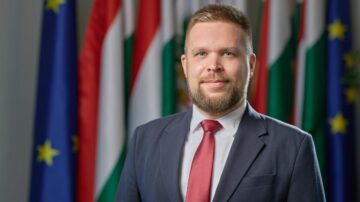 Feljelentést tett a győri polgármester a Győr Plusz Média ügyében – fiktív foglalkoztatás gyanújáról ír Pintér Bence