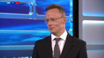 Szijjártó Péter családi köre állami pénzekhez jutott a HVG szerint – az RTL tavaly azt mondta, nem gond velük üzletelni
