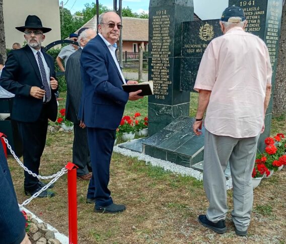 Mártirmegemlékezés Göncruszkán – a miskolci zsídó hitközség elnöke beszédében felfedte  a településhez fűzödő gyökereit