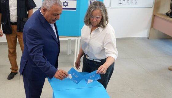 53 éves csúcson a részvételi arány a választáson