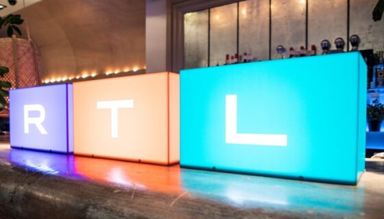 megszűnik az rtl egyik csatornája, de prizma néven indít helyette újat
