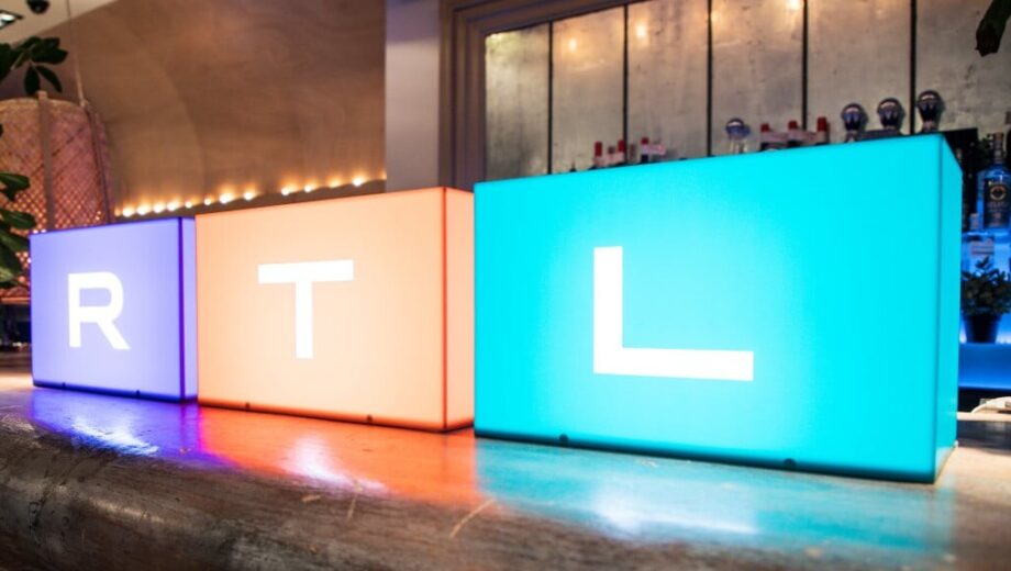megszűnik az rtl egyik csatornája, de prizma néven indít helyette újat